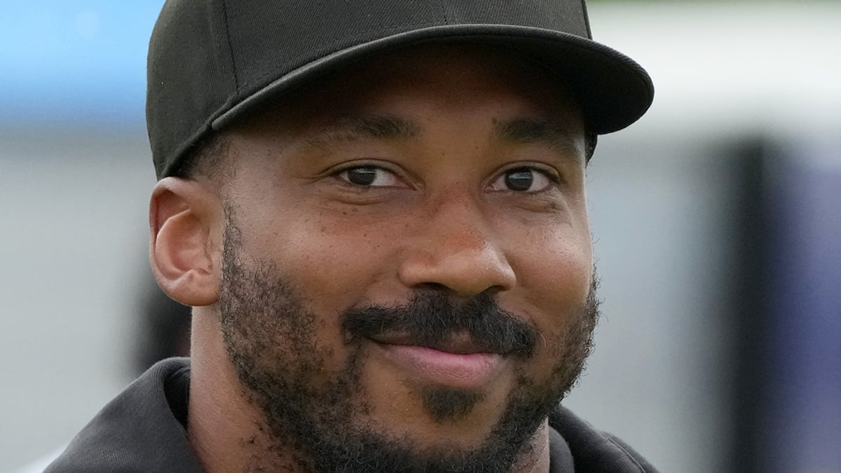 Myles Garrett Headshot